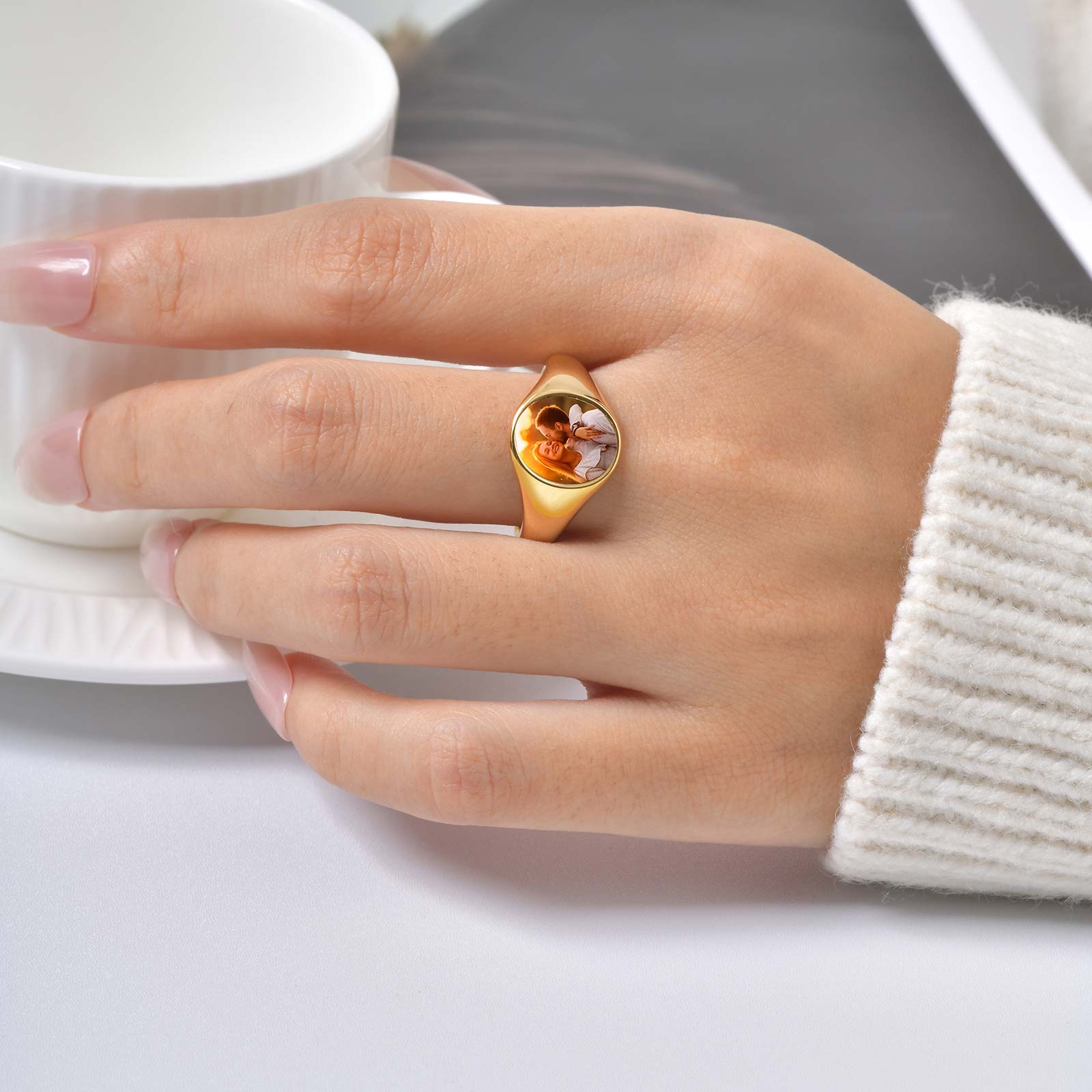 Custom Photo Signet Ring for W - Initial Ring Custom ulasan dan harga
